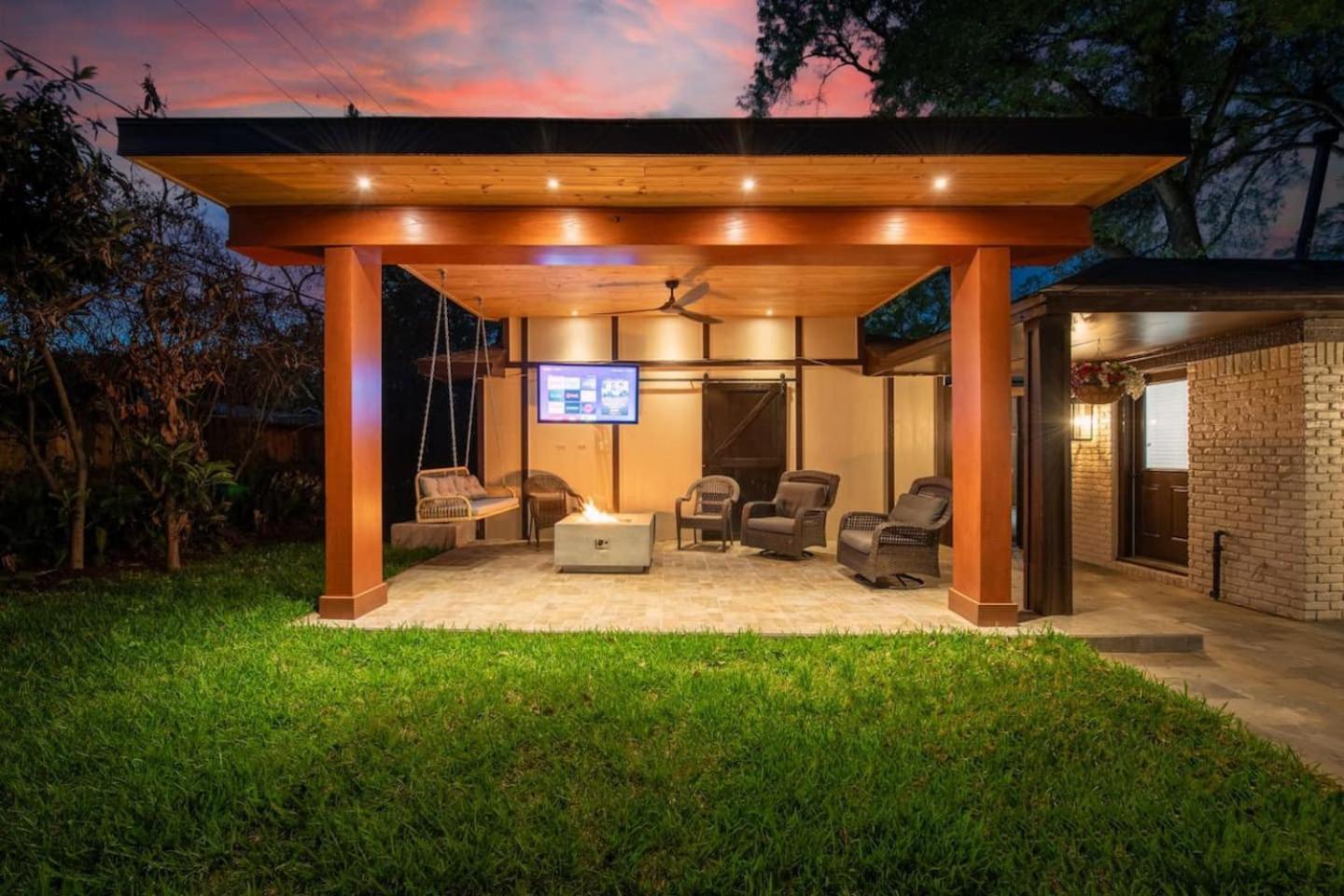 Western Oaks Retreat Houston Exterior foto